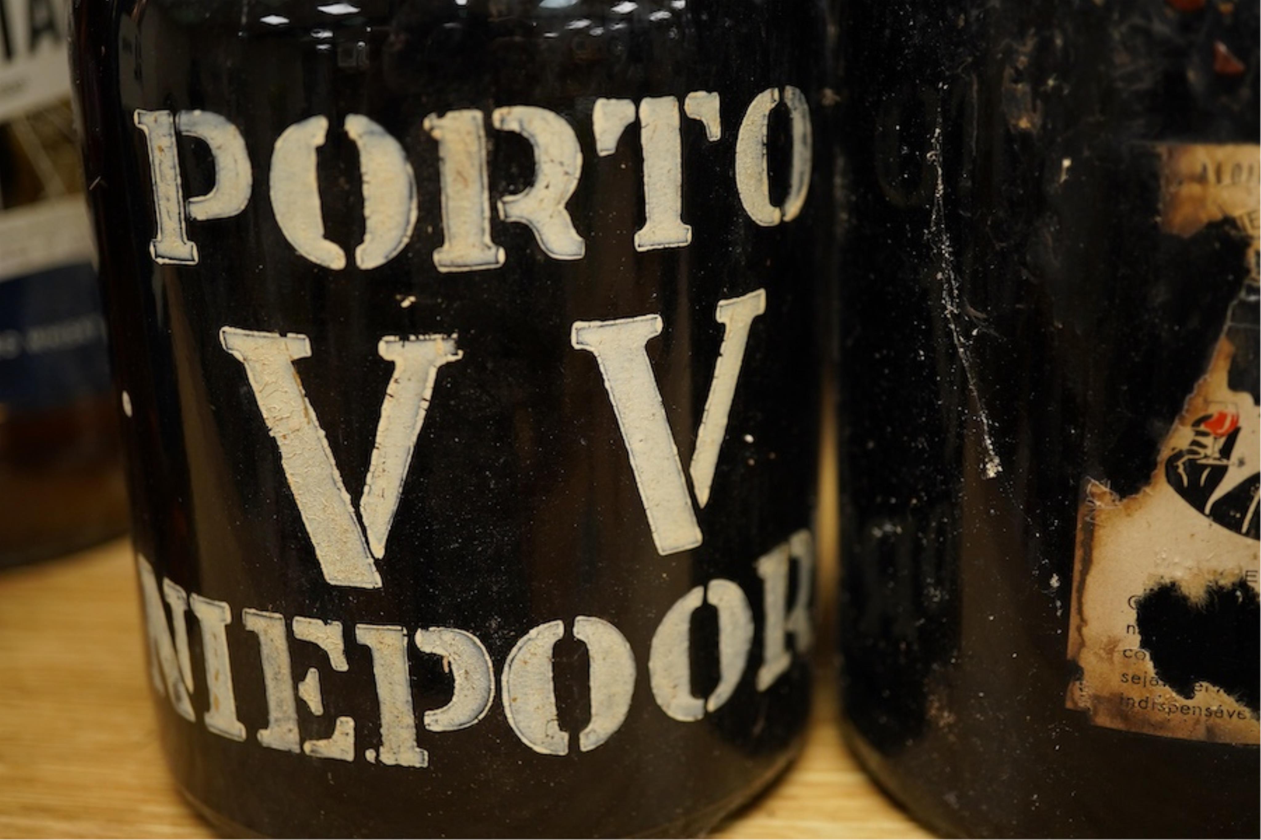 Porto VV Niepoort port, 6 bottles